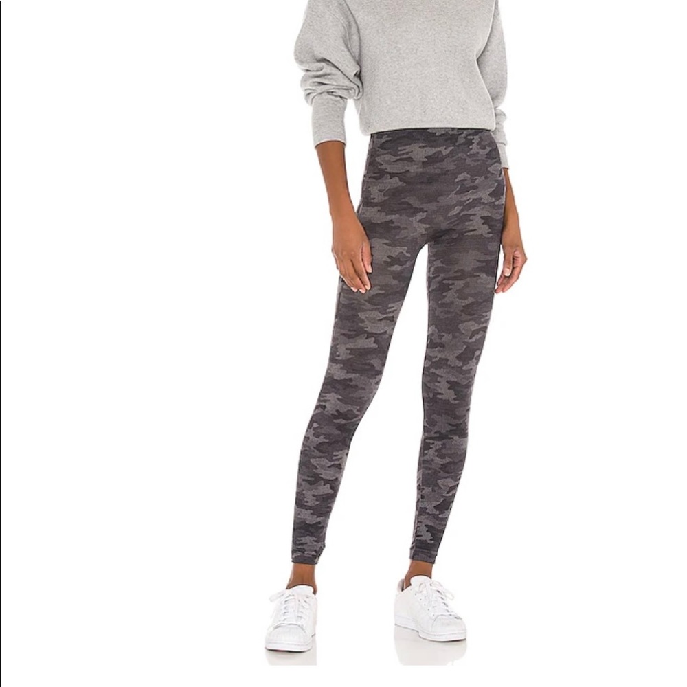 Spanx Legging in Heathered Camo Size L